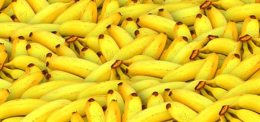 В России бананы стали лидером среди продуктов, заказываемых через сервиз доставки