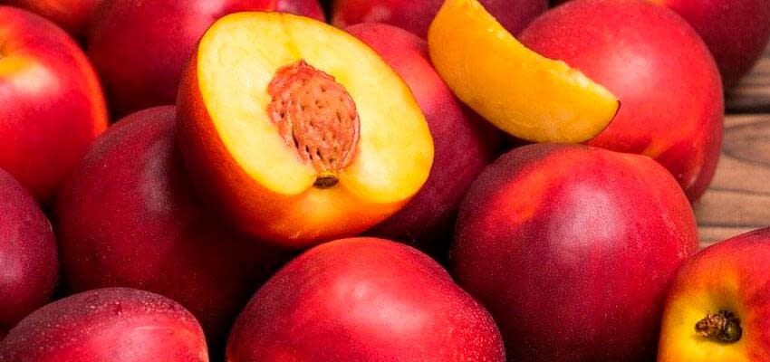 Грузия наращивает объем экспорта персиков и нектаринов